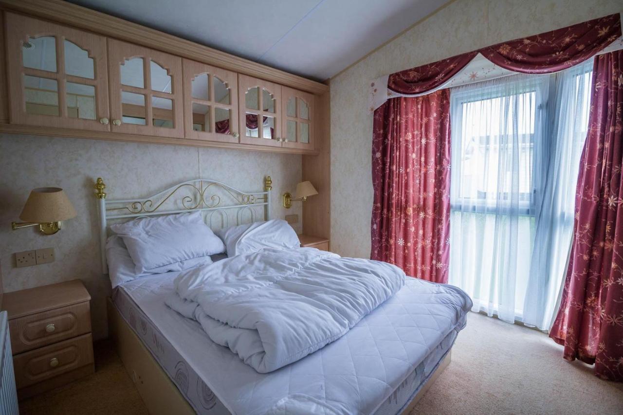 Hotel Brilliant Caravan For Hire At Manor Park In Hunstanton Norfolk Ref 23176K Extérieur photo