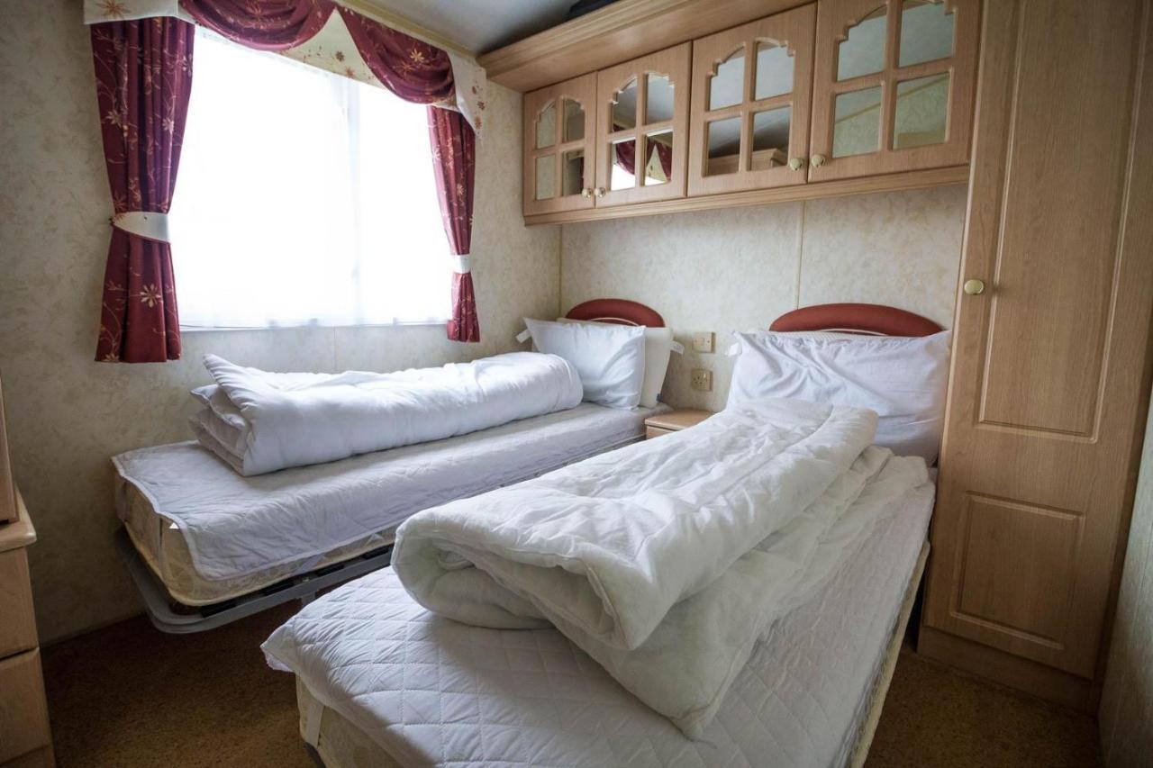 Hotel Brilliant Caravan For Hire At Manor Park In Hunstanton Norfolk Ref 23176K Extérieur photo