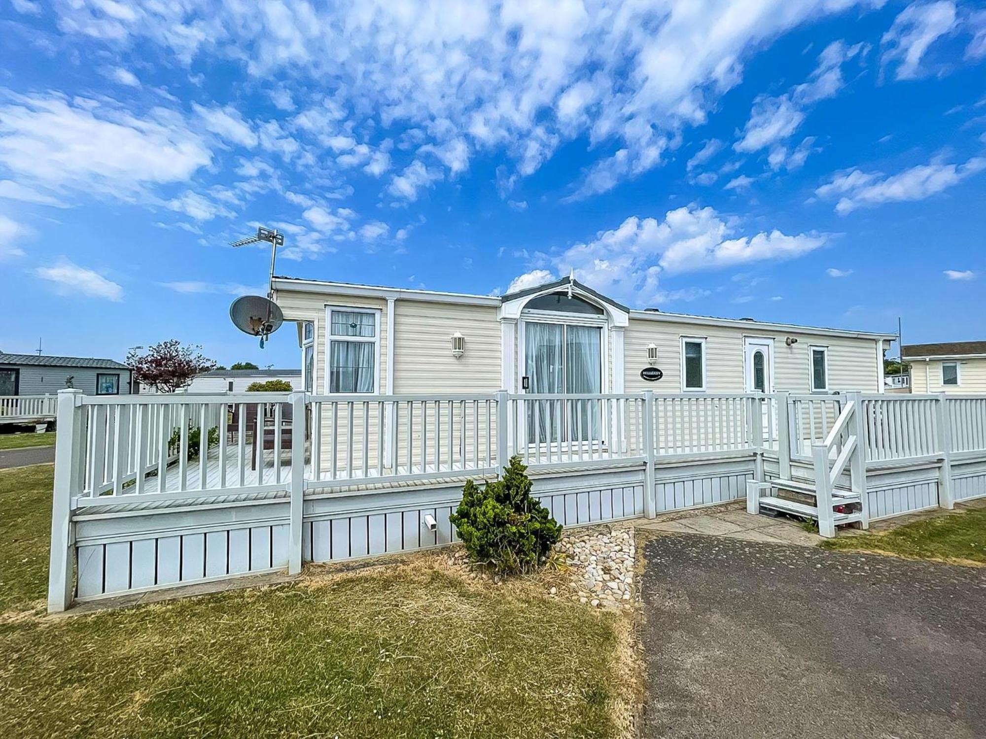 Hotel Brilliant Caravan For Hire At Manor Park In Hunstanton Norfolk Ref 23176K Extérieur photo